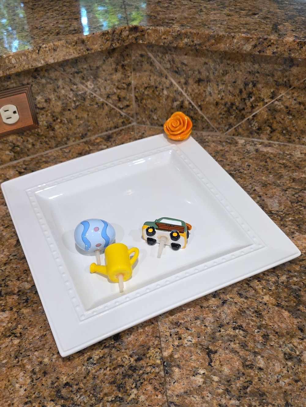 Nora Fleming Square Platter & 4 Interchangeable Charms